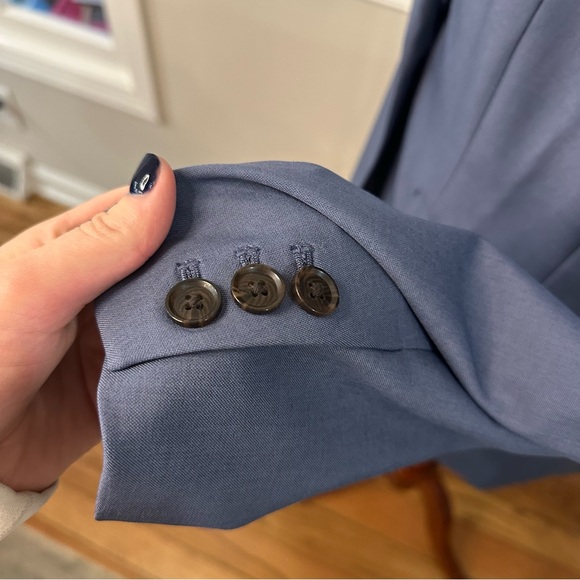 NWT $260 Banana Republic blue 2 piece suit- Size 10 - Picture 4 of 9